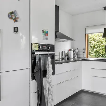 3 Bedroom Beautiful In